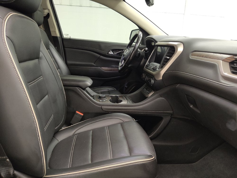 Used 2021 GMC Acadia Denali w/ Denali Technology Package FWD image 21