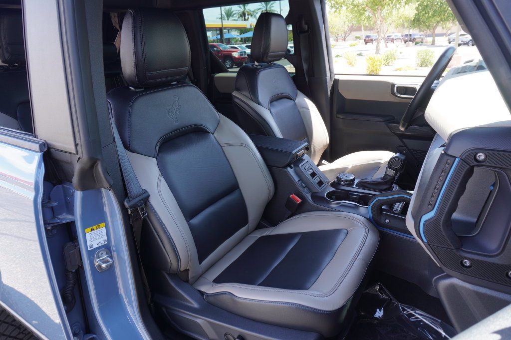 Used 2024 Ford Bronco Wildtrak AWD/4WD image 12