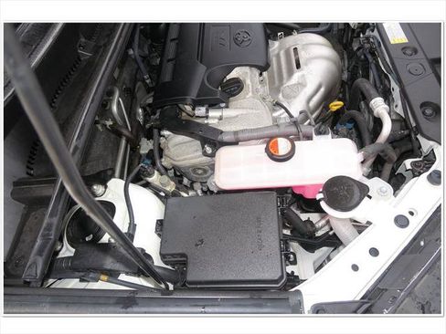 Certified 2016 Toyota RAV4 Limited image 9