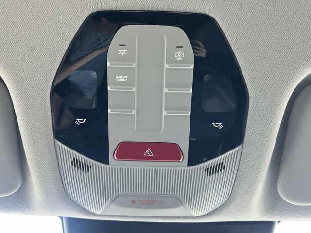 Used 2025 Kia K4 EX FWD image 29