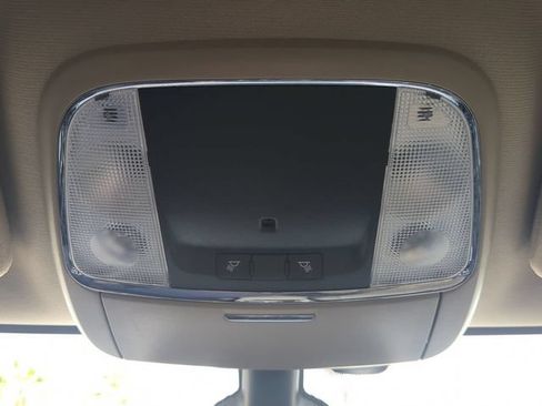 Used 2022 Jeep Grand Cherokee Laredo E RWD image 22
