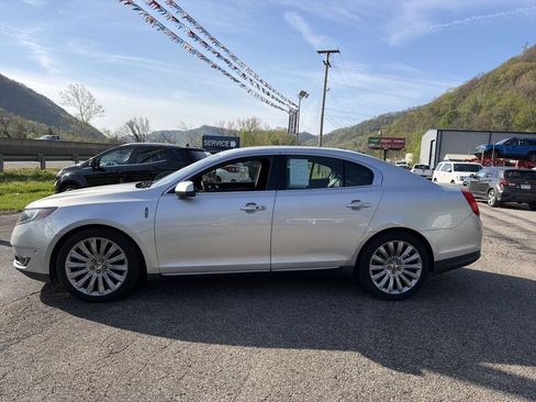 Used 2016 Lincoln MKS AWD w/ Equipment Group 101A image 8