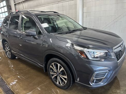 Used 2021 Subaru Forester Limited w/ Popular Package #3 image 2