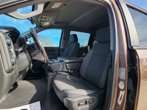 Used 2019 Chevrolet Silverado 1500 LT w/ All-Star Edition image 13