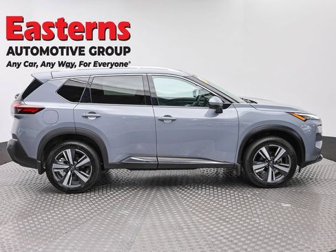 Used 2023 Nissan Rogue SL AWD/4WD image 4