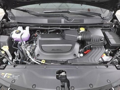 New 2026 Chrysler Pacifica Select image 32