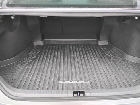 Used 2025 Toyota Camry SE FWD image 21