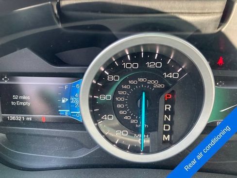 Used 2015 Ford Explorer XLT w/ Equipment Group 202B AWD/4WD image 10