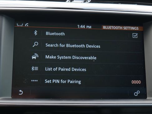 Used 2018 Jaguar F-PACE Prestige image 26