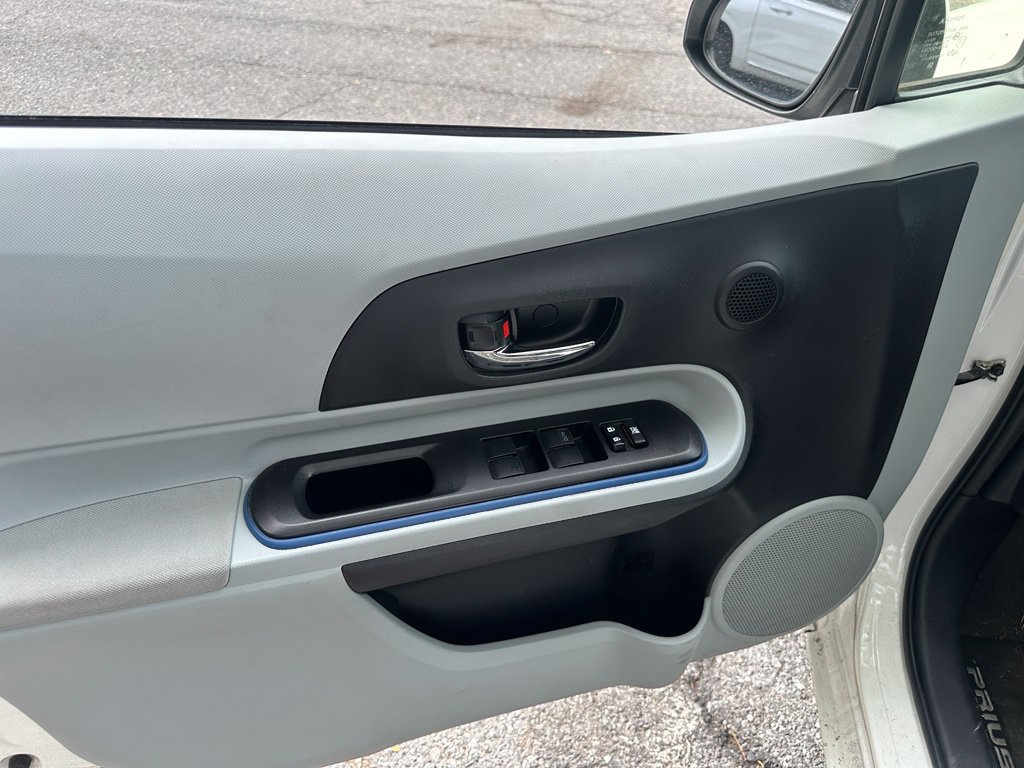 Used 2012 Toyota Prius C Two FWD image 9