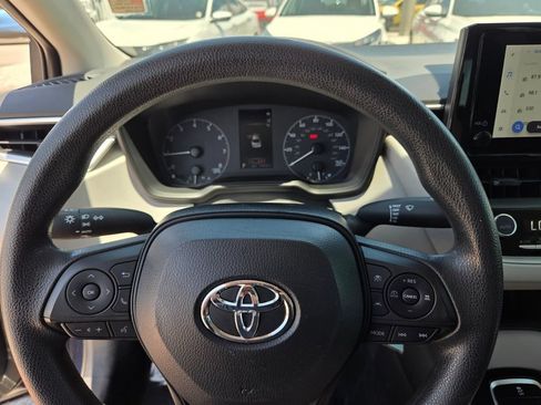 Used 2023 Toyota Corolla LE FWD image 27