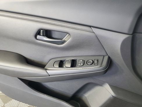 New 2025 Nissan Sentra S image 28