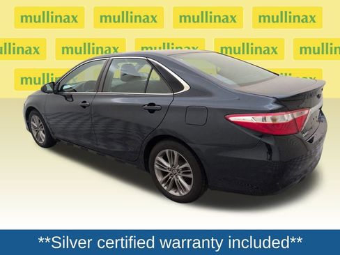 Used 2016 Toyota Camry SE image 8