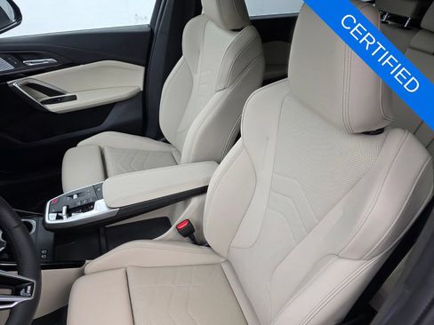Used 2025 BMW X1 xDrive28i w/ M Sport Package AWD/4WD image 10