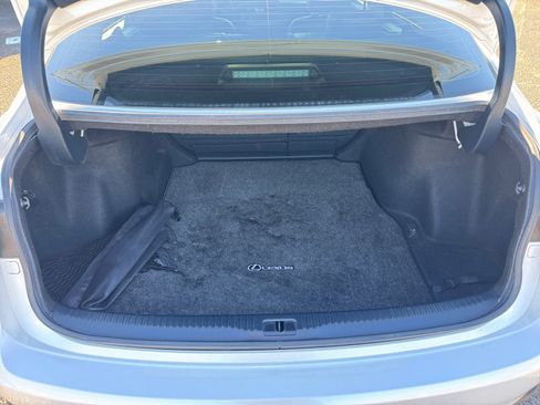 Used 2018 Lexus IS 300 300 image 16