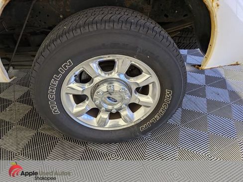 Used 2013 Ford F250 Lariat w/ Lariat Ultimate Pkg AWD/4WD image 38