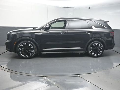 Used 2025 Kia Sorento SX FWD image 5