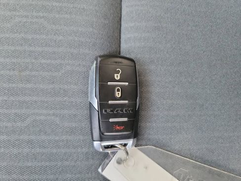 Used 2019 RAM 1500 Big Horn image 24