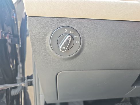 Used 2025 Volkswagen Taos S FWD image 24