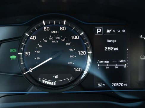 Used 2018 Hyundai Ioniq Blue FWD image 3