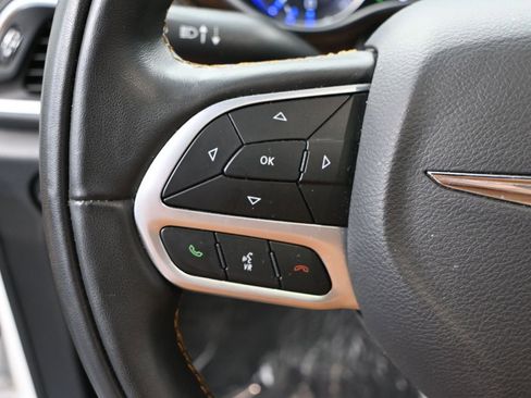 Used 2022 Chrysler Pacifica Pinnacle image 30