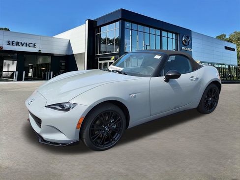 New 2026 MAZDA MX-5 Miata Club w/ Interior Package RWD image 8