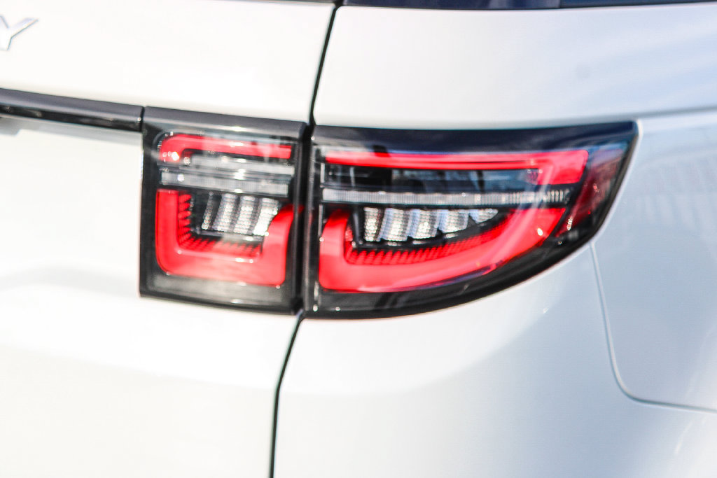 Used 2024 Land Rover Discovery Sport S AWD/4WD image 10