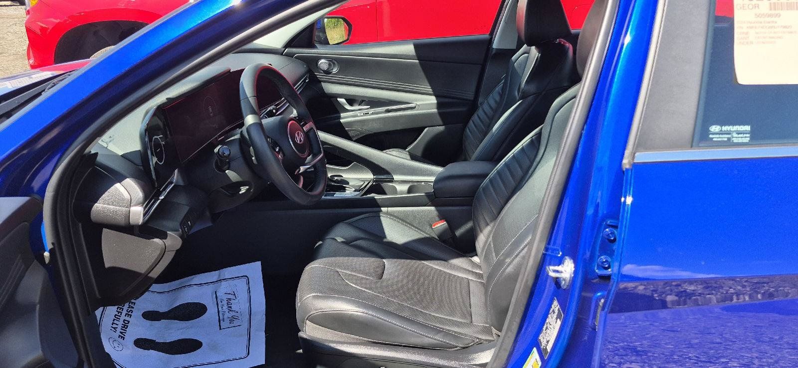Used 2024 Hyundai Elantra Limited FWD image 6
