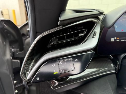 Used 2023 Ferrari SF90 Spider image 85