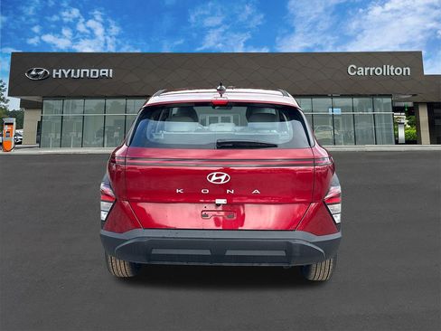 New 2026 Hyundai Kona SE FWD image 7