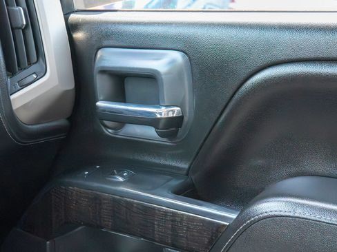 Used 2016 GMC Sierra 1500 Denali w/ Enhanced Driver Alert Package RWD image 39