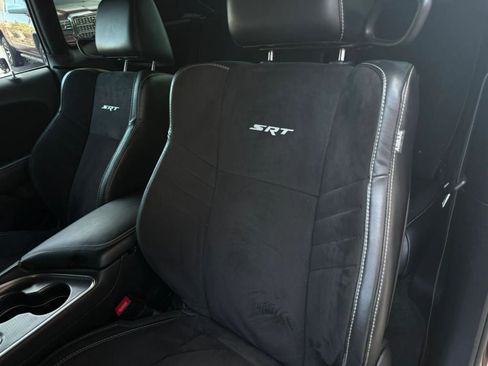 Used 2015 Dodge Challenger SRT Hellcat RWD image 38
