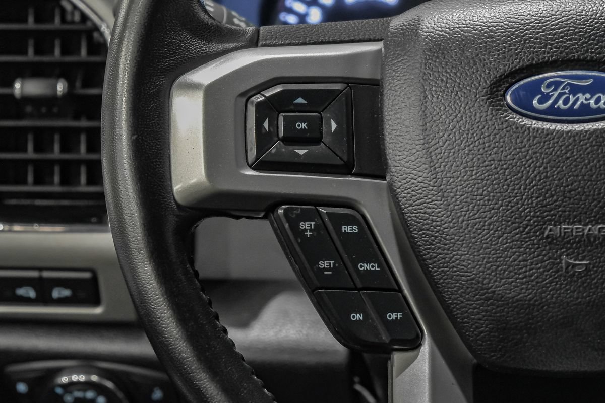 Used 2021 Ford F250 Lariat w/ Lariat Ultimate Package AWD/4WD image 16