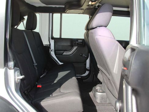 Used 2015 Jeep Wrangler Unlimited Sport image 25