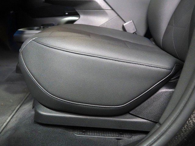 Used 2024 BMW iX xDrive50 w/ Sport Package AWD/4WD image 78