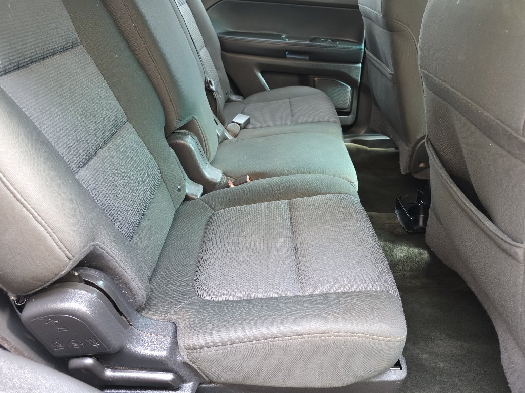 Used 2014 Ford Explorer XLT AWD/4WD image 27