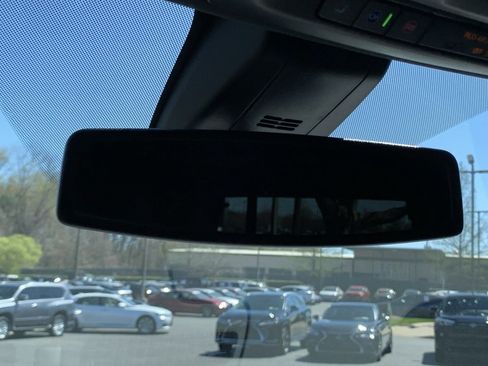 Used 2021 Chevrolet Tahoe LT image 27