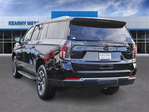 New 2026 Chevrolet Suburban LS image 4