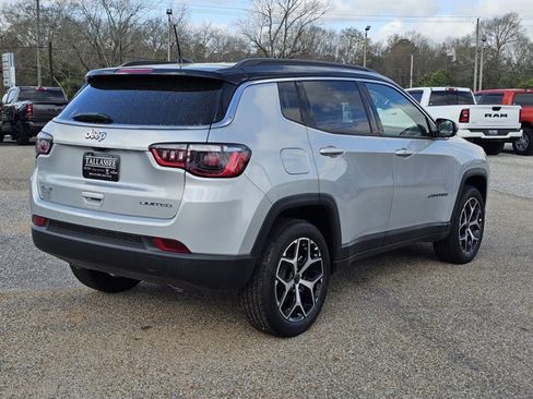 New 2026 Jeep Compass Limited AWD/4WD image 17