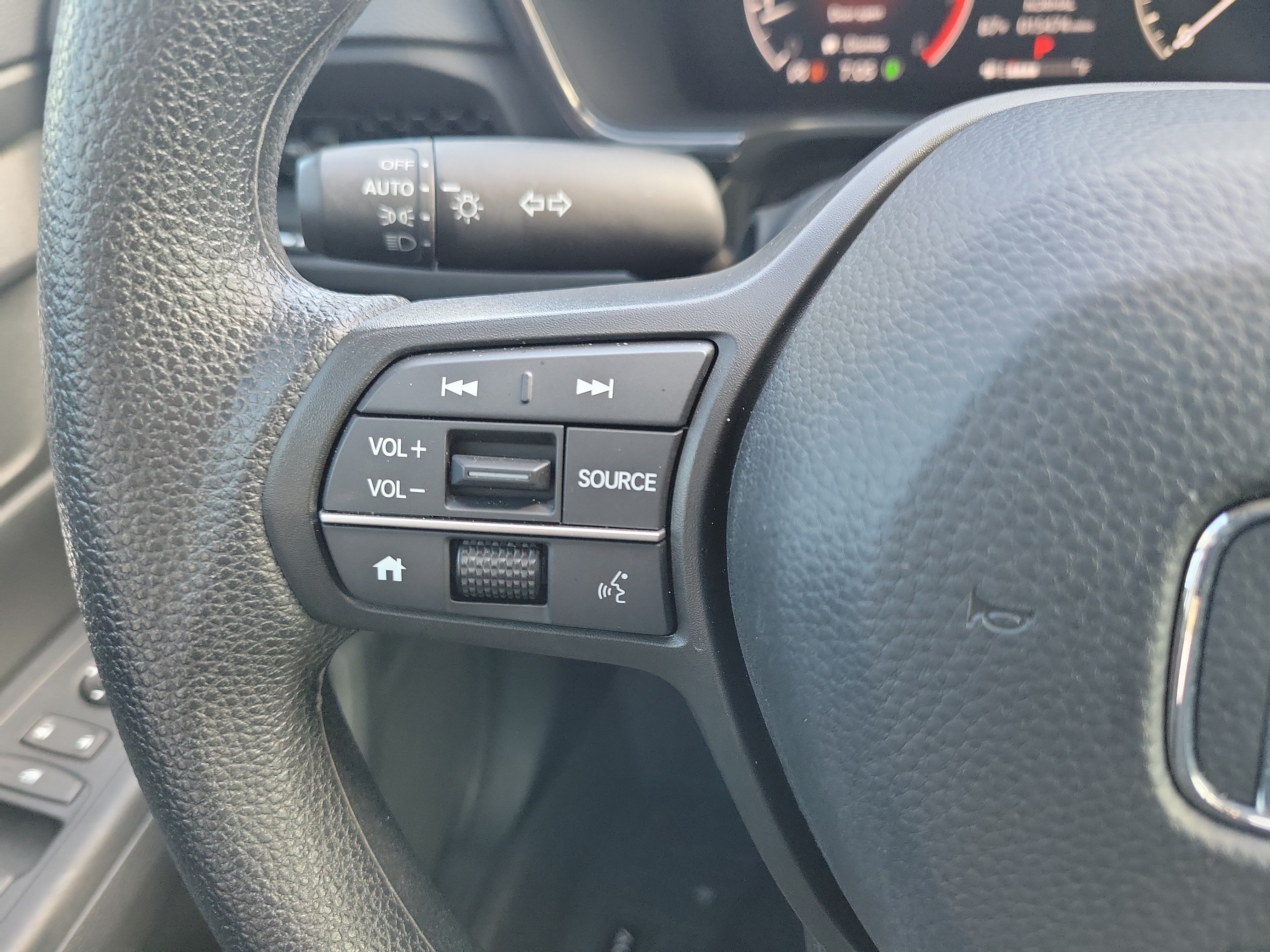 Certified 2025 Honda CR-V EX image 21