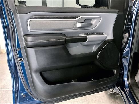 Used 2022 RAM 1500 Big Horn AWD/4WD image 9