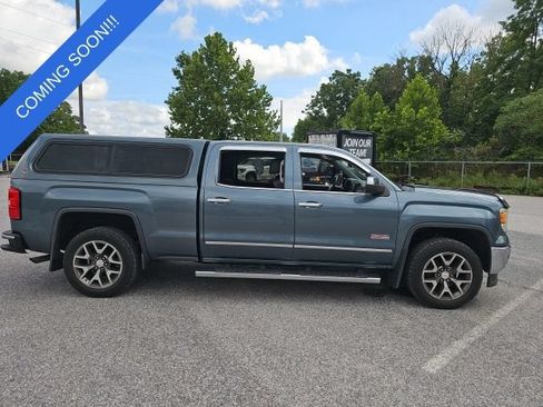 Used 2014 GMC Sierra 1500 SLT w/ All-Terrain Package AWD/4WD image 2