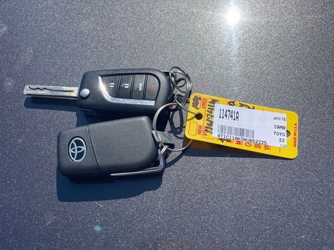 Used 2022 Toyota Camry LE w/ Carpet Mat Package (TMS) image 13