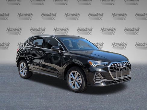 New 2025 Audi Q3 2.0T Premium image 2