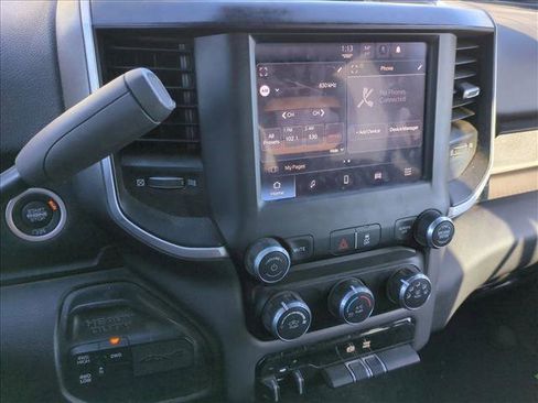 Used 2023 RAM 2500 Big Horn w/ Level 1 Equipment Group image 10