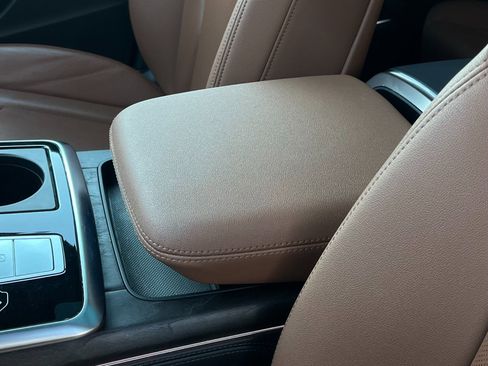 Used 2023 Audi Q8 Prestige image 27