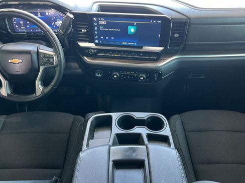 Used 2023 Chevrolet Silverado 1500 LT AWD/4WD image 10