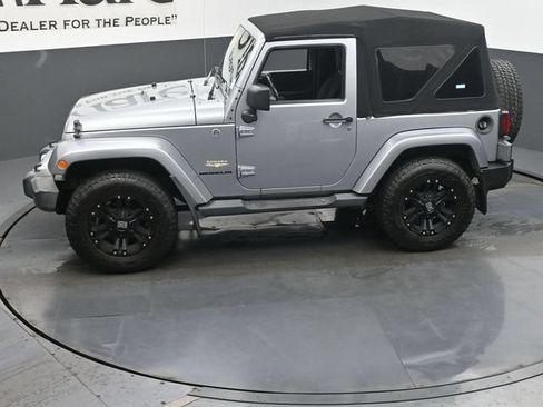 Used 2013 Jeep Wrangler Sahara w/ Dual Top Group AWD/4WD image 53
