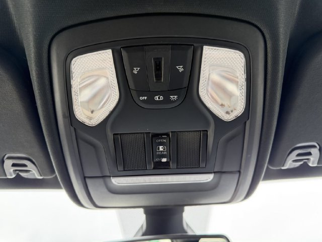 Used 2019 RAM 1500 Big Horn AWD/4WD image 32