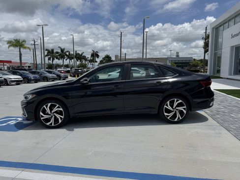 New 2025 Volkswagen Jetta SEL image 6